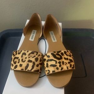 Leopard flats